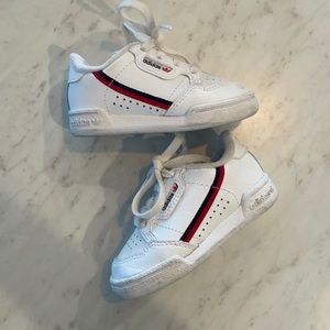 Adidas Toddler White Continentals size 5K
